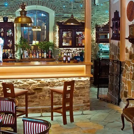 Manor House Adults Only מלון חלביסקה