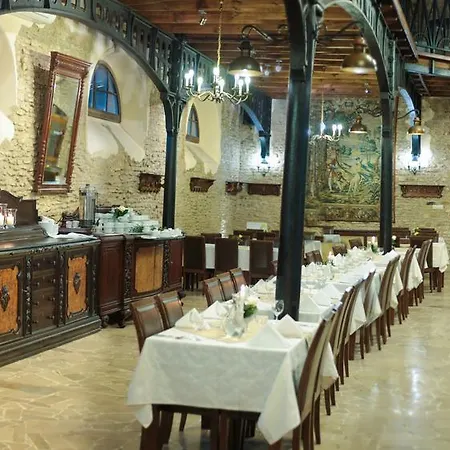 Manor House Luxury Of Silence Ξενοδοχείο Chlewiska