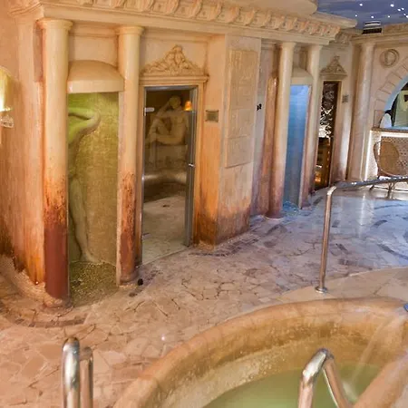 Manor House Dla Doroslych Hotell 4*