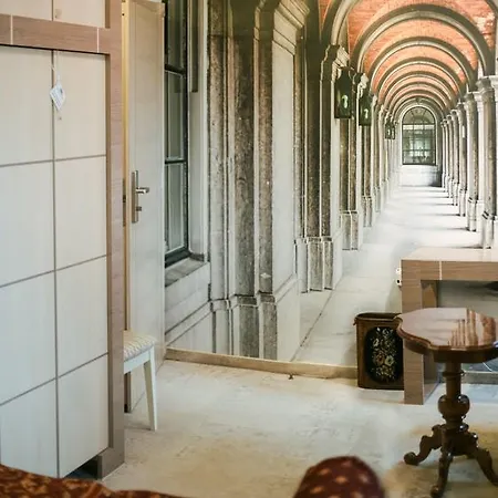 Hotell Manor House Dla Doroslych
