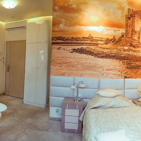 Manor House Adults Only מלון חלביסקה